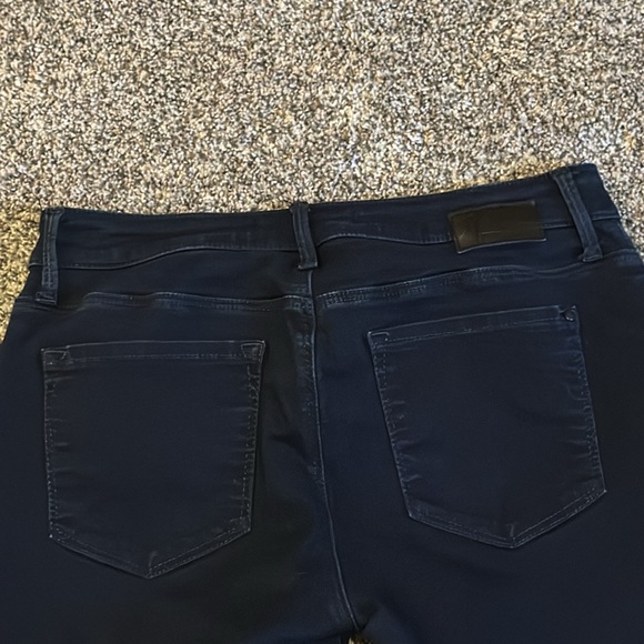 Mavi Jeans in Navy - Picture 7 of 7